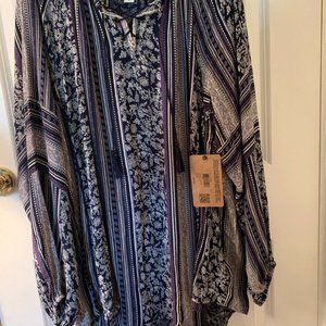 Ruff Hewn  Tie Front blouse Amazing Color Scheme